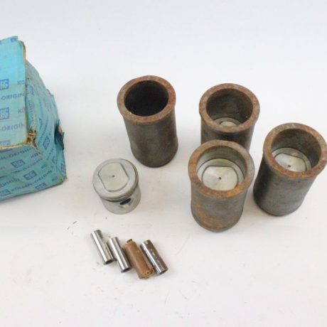 Renault 4CV engine pistons and liners 54.80mm