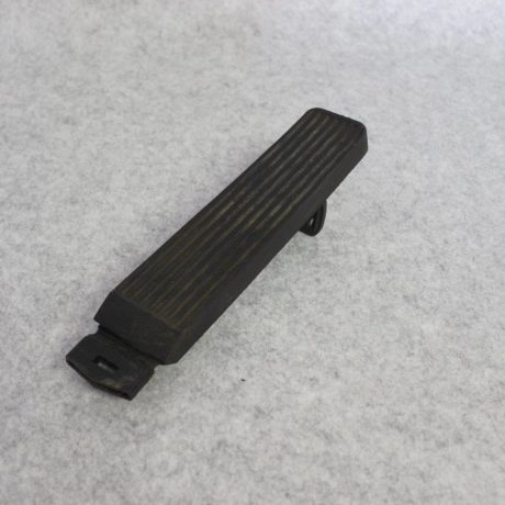 Mercedes Benz W124 Coupe accelerator pedal