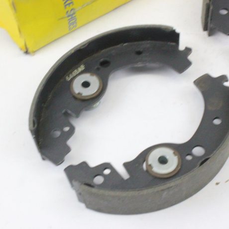 rear brake shoes for Lada