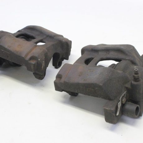 2x front brake caliper Brakes