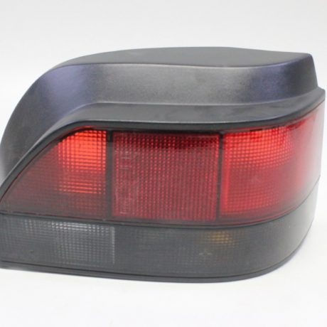 Renault Clio Mk1 right tail light 89057 POST DX