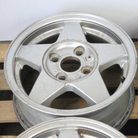 4x alloy wheel