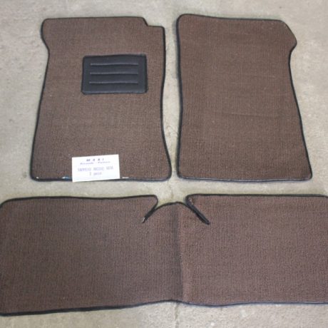 Peugeot 305 car floor mats tailored brown