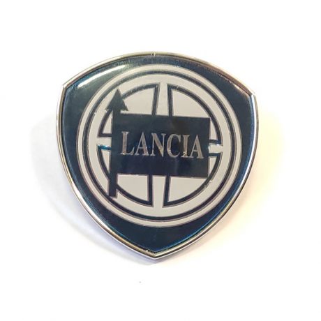 radiator gill Lancia badge