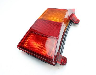 left tail light - red